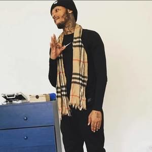 Meet your Posher, Johnathan